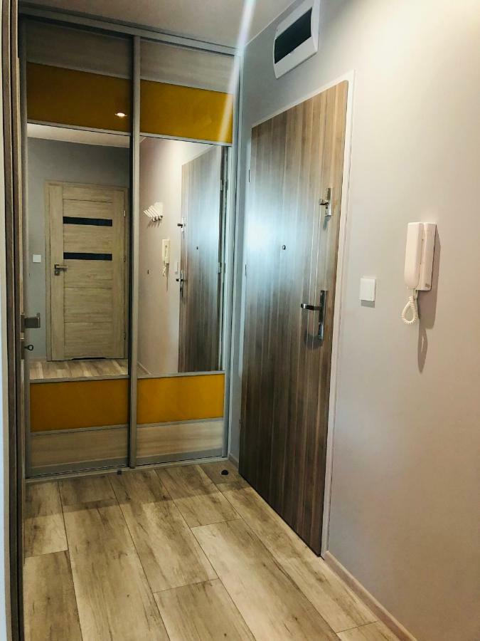 Apartament Elegance Yellow Rewal Exterior foto