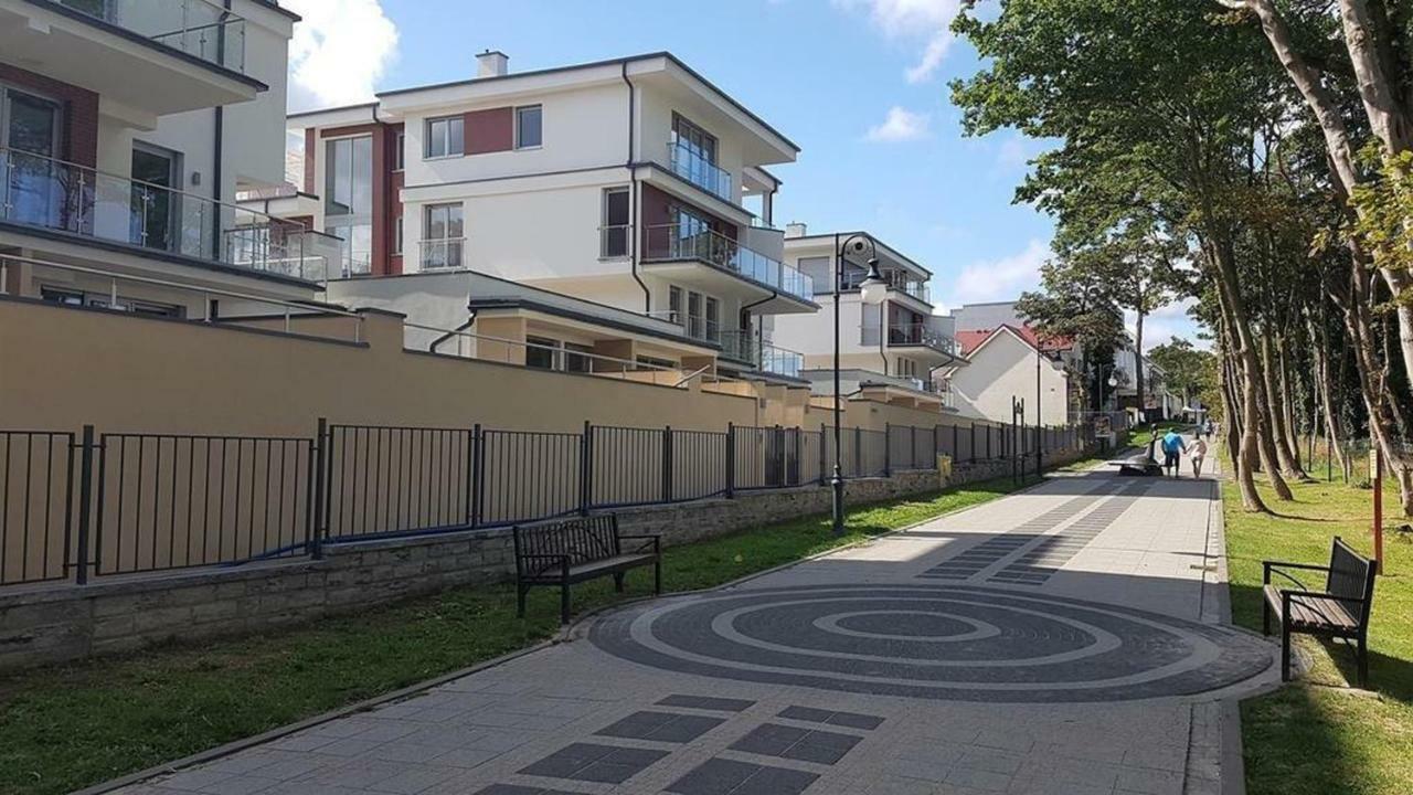 Apartament Elegance Yellow Rewal Exterior foto